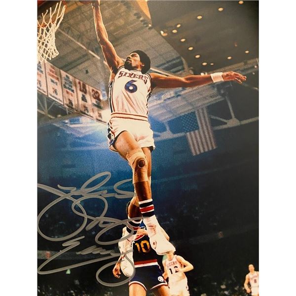 Philadelphia 76ers Julius Erving signed photo