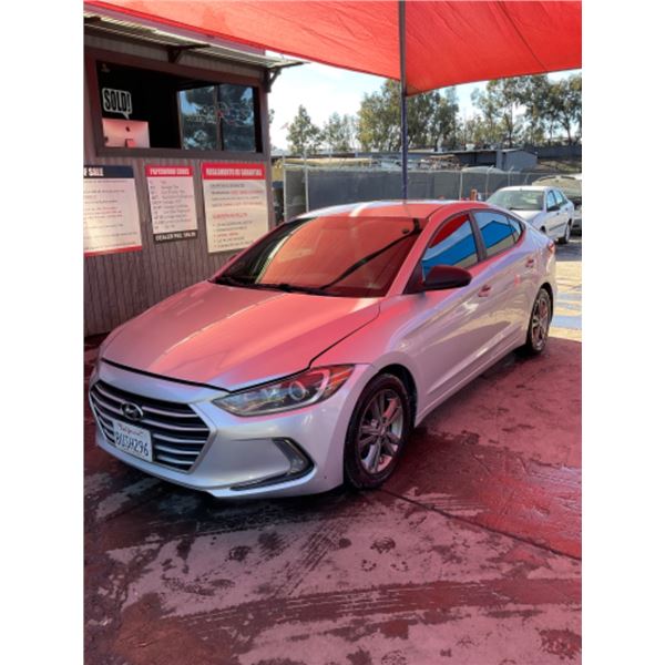 2017 HYUNDAI ELANTRA