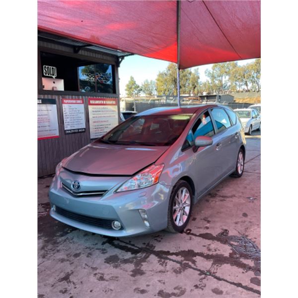 2014 TOYOTA PRIUS V
