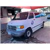 Image 1 : 2001 DODGE RAM WAGON