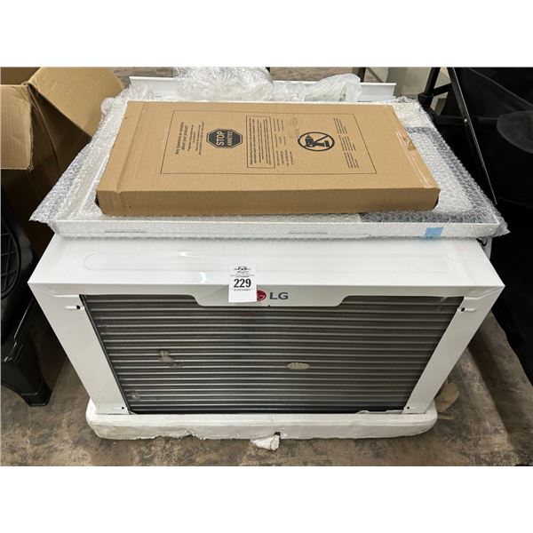 LG  # LW1821HRSM  Large Room A/C Unit - Looks New