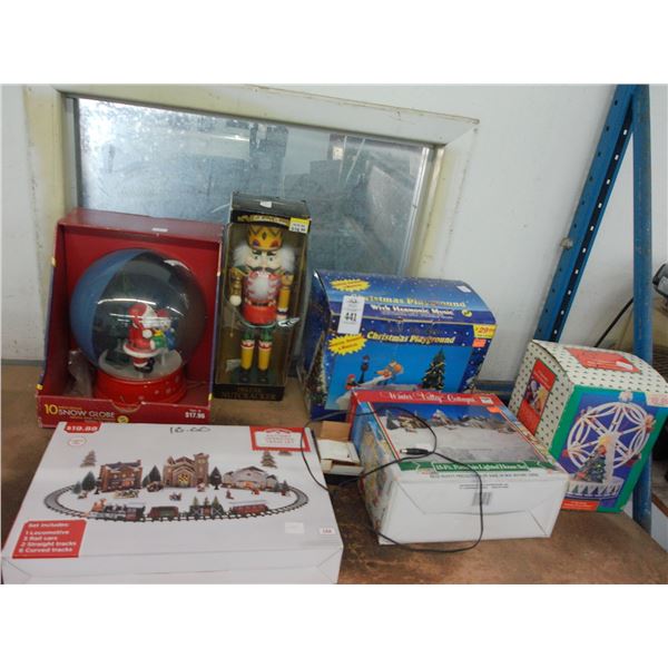 Asst. Christmas Décor w/Train Set