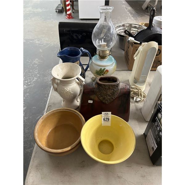 McCoy/Other Vases, Pitcher, Oil Lamp