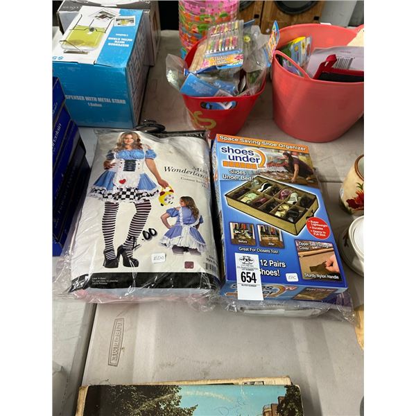 Halloween Costumes, Shoebox