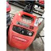 Image 2 : Husky Air Scout  1.5  Gal.  135  PSI  Portable Air Compressor