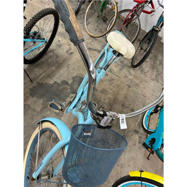 Huffy Nel Lusso Beach Cruser Bike