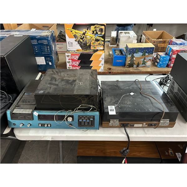 Magnavox Stereo Cassette Player w/Turntable, Sony Turntable