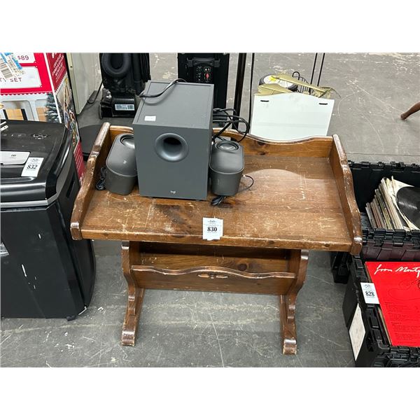 Logi Sub Woofer w/Speakers, Small Oak Table