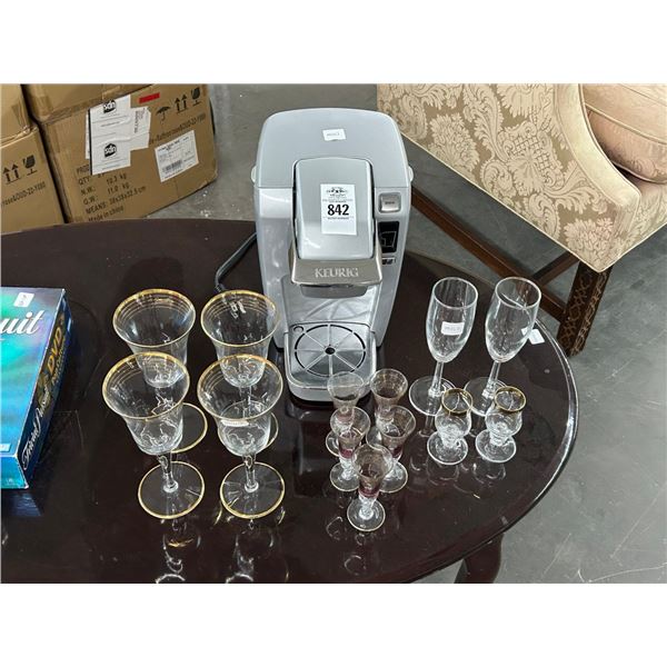 Keurig Coffe Maker, Stemware