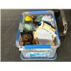 Image 1 : Bin w/Crafts/Décor