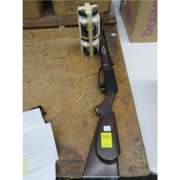 BB Rifle w/Ammo