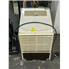Image 1 : Dehumidifier