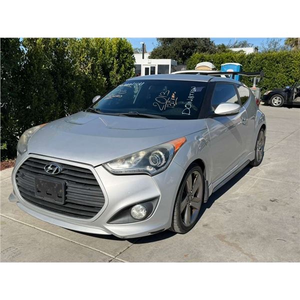 HYUN VELOSTER 2013 SALV T/DONATION
