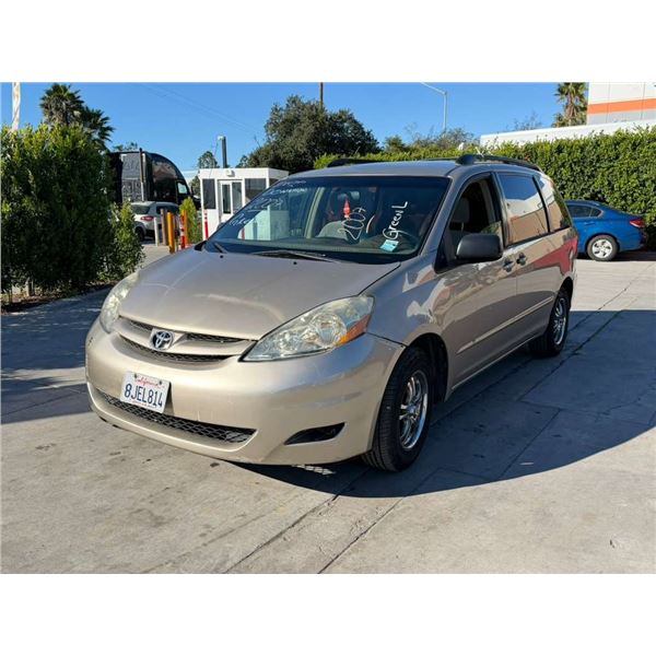 TOYT SIENNA 2007 T-DONATION