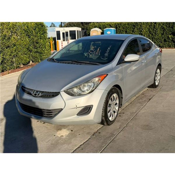HYUN ELANTRA 2013 O/S TITLE 2 DAYS