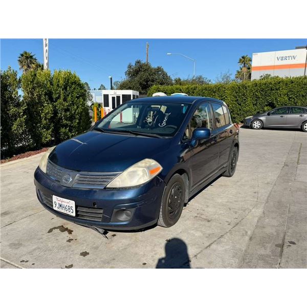 NISS VERSA 2007 T-2 DAYS