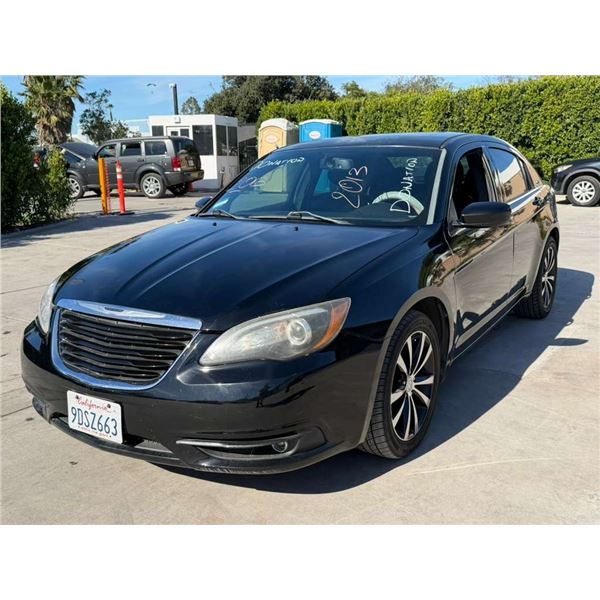 CHRY 200 2013 SALV T/DONATION