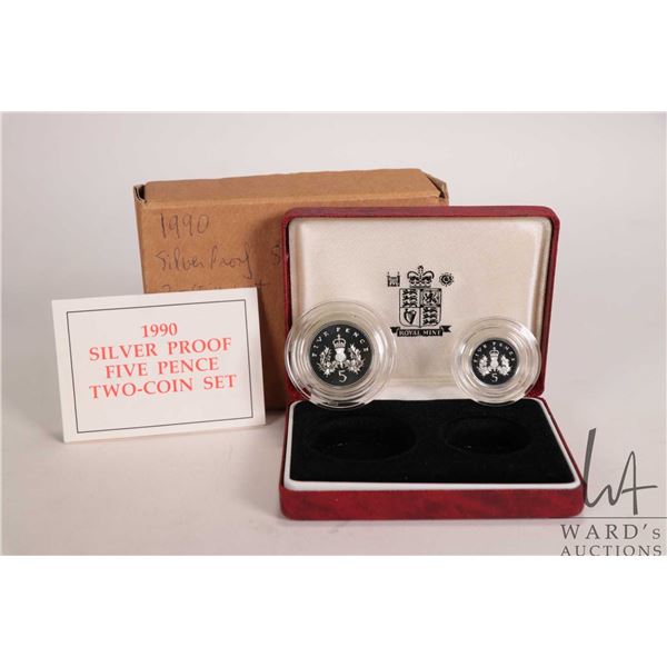 1990 Royal Mint two coin collector set, including two 5 pences to commemorate the introduction of th
