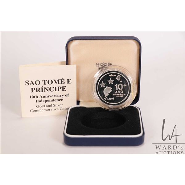 1985 Royal Mint "Sao Tome e Principe" 10th Anniversary of Independence" 100 dobras .925 silver coin,