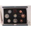 Image 2 : 1983 Royal Mint "United Kingdom Proof Coin Collection" with presentation case and certificate