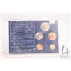 Image 1 : Britains first decimal set in acrylic holder