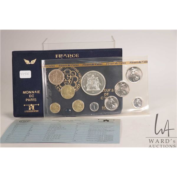 1979 Monnaie De Paris "Fleurs de Coins' mint coin set with folder