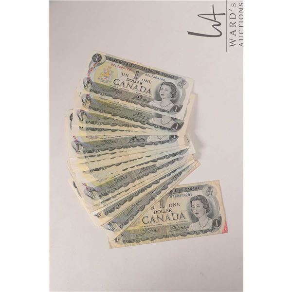 Forty six 1973 Bank of Canada $1 bills in circulated to heavily circulated condition