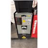Image 7 : RAYMOND KOVA ELECTRIC MODEL 8510 CENTER RIDER PALLET TRUCK