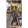 Image 5 : HEISTER BAIL-O-MATIC MODEL C FORMING AND INSERTING WIRE HANDLES MACHINE