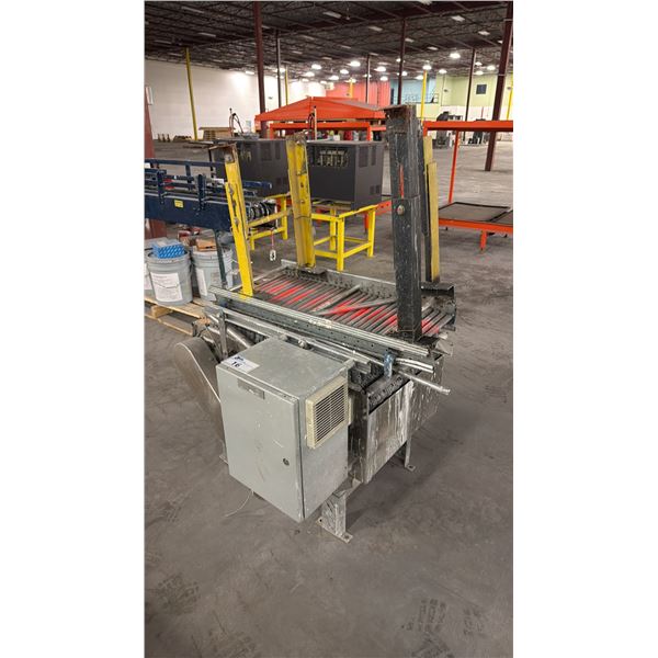 TRIO-PAC INDUSTRIAL POWER CONVEYER WITH SMALL ROLLER CONVEYER