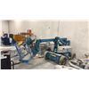 Image 1 : GENIE Z-30/20HD PLATFORM LIFT - MAX LOAD CAPACITY 500 LBS **NEEDS NEW BATTERY**