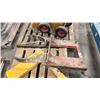 Image 2 : DRUM GRABBER FORKLIFT ATTACHMENT (RED)