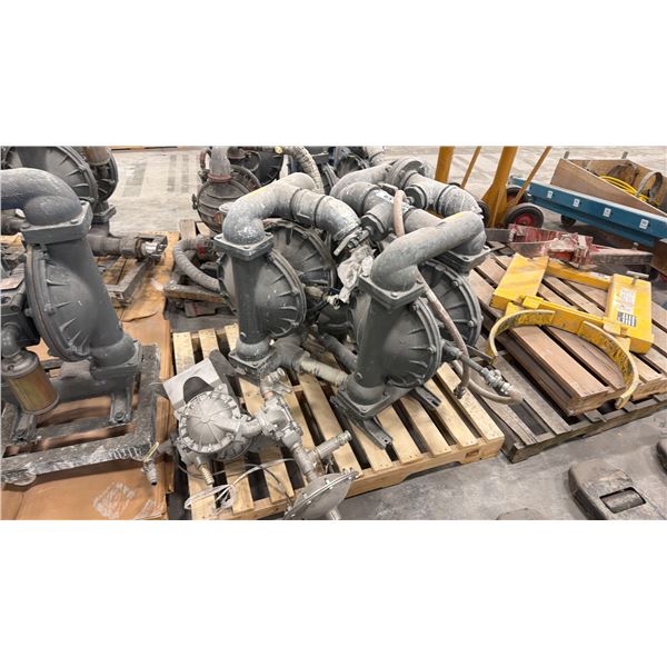 PALLET OF 4 INDUSTRIAL PUMPS