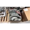 Image 3 : PALLET OF 1 INDUSTRIAL PUMP AND ASSORTED PUMP PARTS
