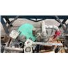 Image 4 : PALLET OF 1 INDUSTRIAL PUMP AND ASSORTED PUMP PARTS