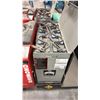 Image 6 : RAYMOND KOVA ELECTRIC MODEL 8510 CENTER RIDER PALLET TRUCK