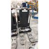 Image 2 : RAYMOND KOVA ELECTRIC MODEL 8510 CENTER RIDER PALLET TRUCK