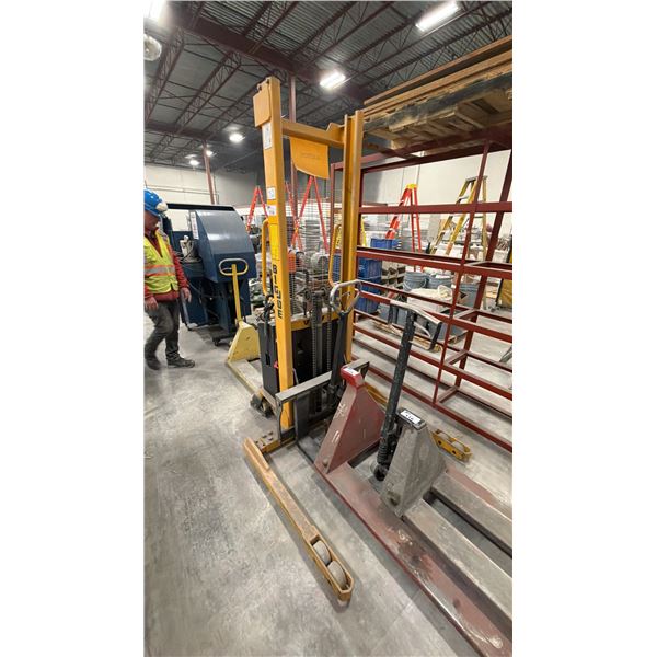 BIG JOE MODEL EMS-A2200 2200 LBS. CAPACITY ELECTRIC SKID STACKER