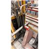 Image 2 : PALLET JACK (RED)