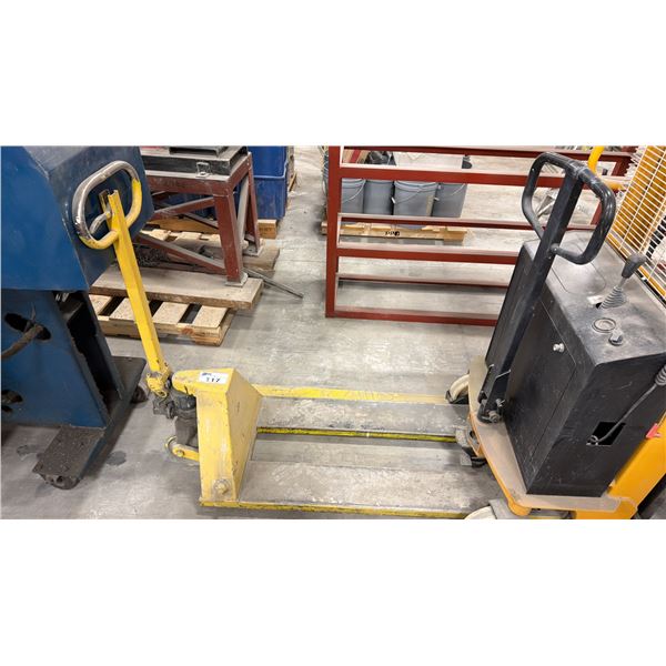 PALLET JACK (YELLOW)