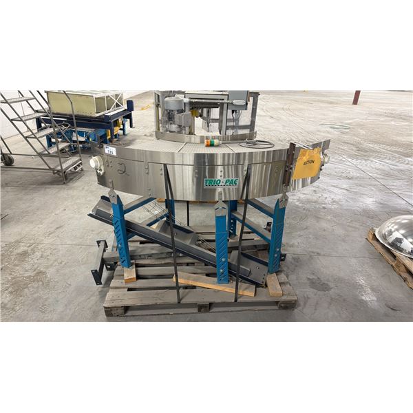 TRIO-PAC INDUSTRIAL POWER CONVEYER BELT SYSTEM -(2) CRESCENT SECTIONS APPROX. 5 1/2FT