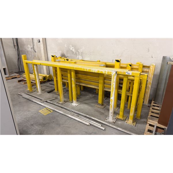 LARGE GROUP OF YELLOW INDUSTRIAL SAFETY FENCE/BARRICADES