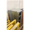 Image 3 : GROUP OF ASSORTED OFFICE DESKS (4 PALLETS)
