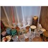 Image 6 : Collectible Florals & More A