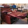 Image 2 : Berkline Leather Massage Recliner C