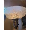 Image 8 : Floor Lamps & Tower FanB