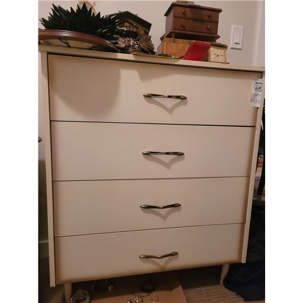 Vintage Chest of Drawers C