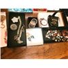 Image 5 : Costume Jewelry A