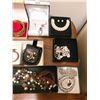 Image 7 : Costume Jewelry A