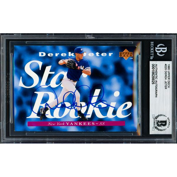 1995 UPPER DECK DEREK JETER SIGNED ROOKIE CARD - BECKETT COA